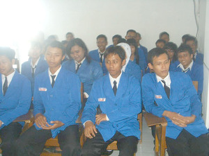 Read more about the article KULIAH SINGKAT DAN LANGSUNG KERJA